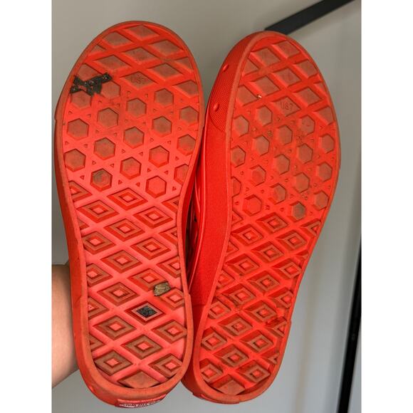 Women's Vans Red Croc-Like Slip Ons, Size US 7 - Picture 2 of 5